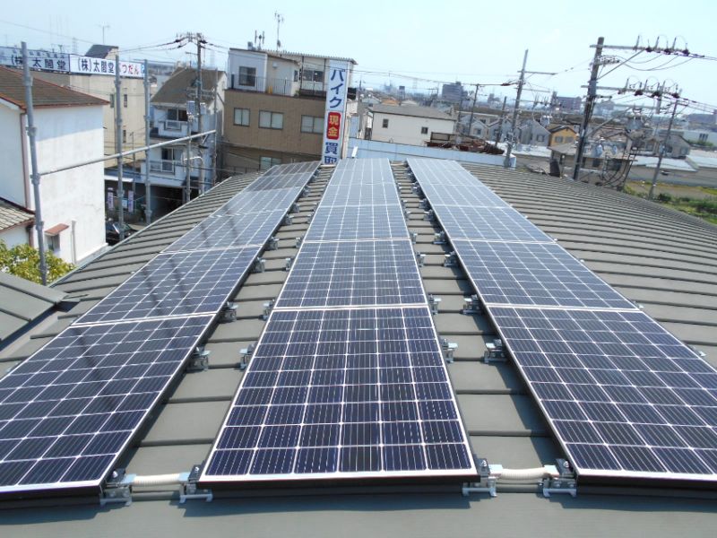 プロジェクト第1号となる青い鳥学園の太陽光発電